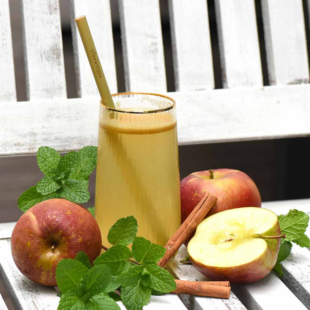 Strawtopia-fresh apple-juice-with- bamboo-straw