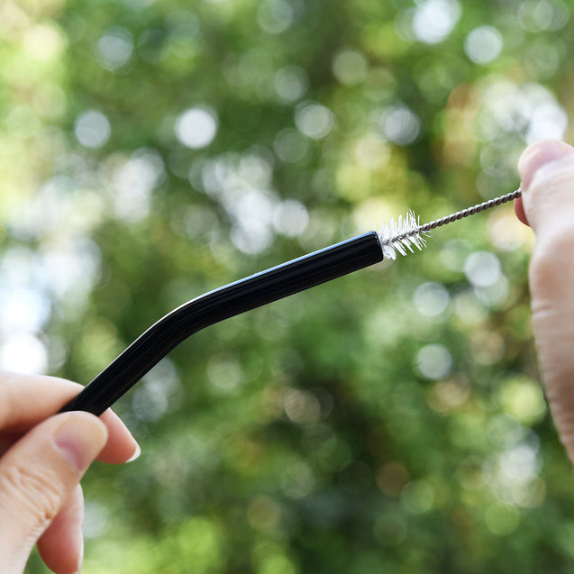 8mm (Black) 2 Bendy Reusable Glass Straws with Cleaning Brushes — STRAWTOPIA